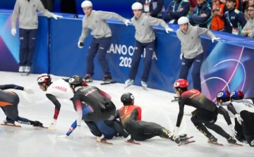 开云赛事-冬奥半程总结：中国队2银2铜 有些遗憾但突破更多